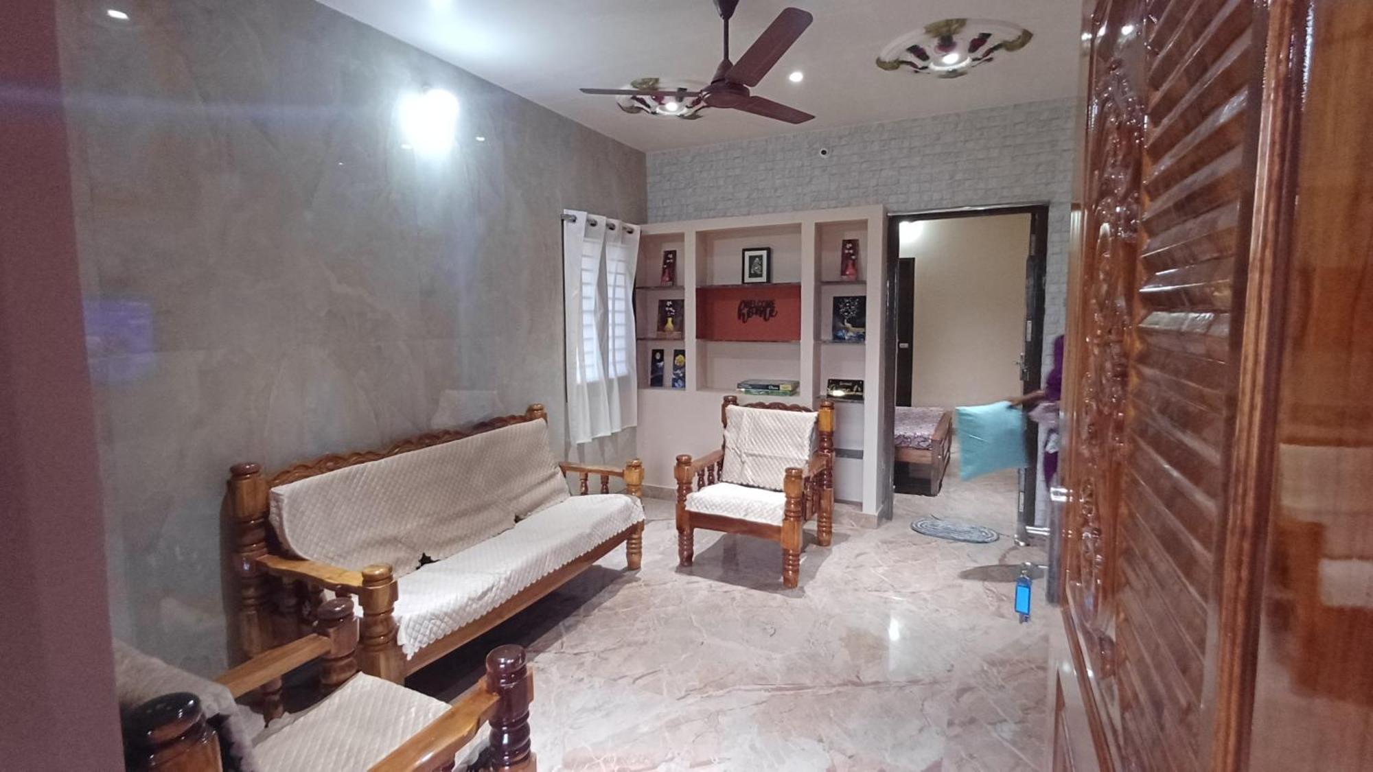 Shi'S Thulasi 2Bhk In Coimbatore Near To Karpagam College, Palakkad Highway, Rathinam College And More Ngoại thất bức ảnh